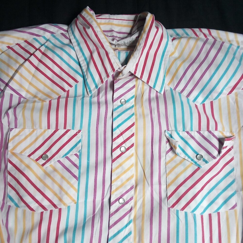 Vintage Corral West Ranchwear Rainbow Stripe Western Pearl Snap Shirt